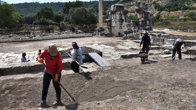 Gladyatörler kentinin Bizans mezarları geçmişe ışık tutuyor