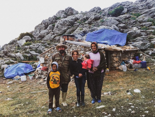 Emine Erdoğan'ın bilgisayar sözü Yörük kızı Emine'yi sevindirdi