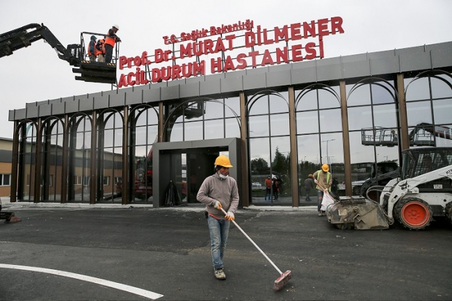 İstanbul'un 'acil durum' hastaneleri açılışa hazırlanıyor