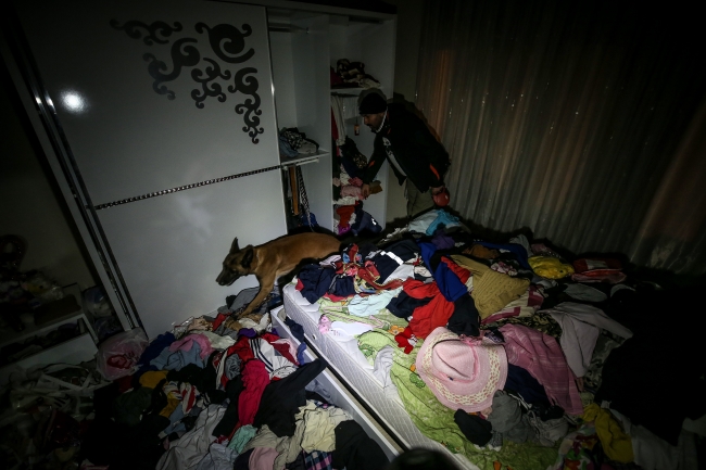 Bursa'da çöp evden uyuşturucu çıktı