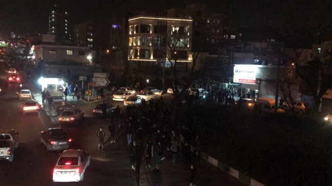İran’da rejim karşıtı gösteriler sürüyor