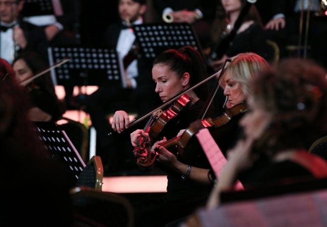 TRT Kurdi 11. yaşını Kürtçe senfonik müzik konseri ile kutladı