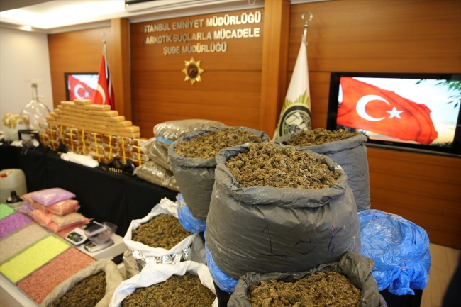İstanbul'da çok sayıda uyuşturucu ele geçirildi, 13 kişi tutuklandı