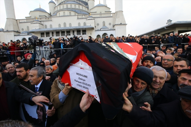 Rahşan Ecevit'e son görev