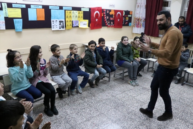 Depremi yaşayan çocuklara psikososyal destek