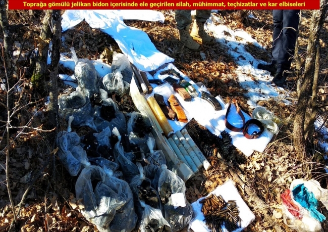 Diyarbakır'da terör örgütüne ait 5 sığınak imha edildi