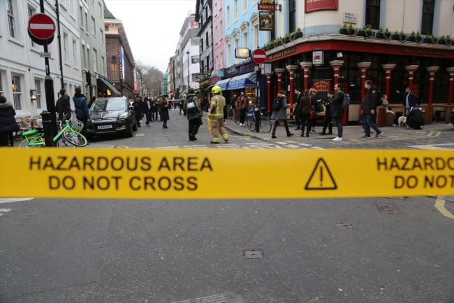 2. Dünya Savaşı'ndan kalma bomba Londra'da paniğe sebep oldu