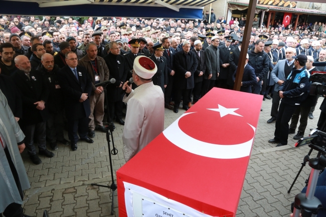 Çığ şehidi Jandarma Uzman Onbaşı Akçam son yolculuğuna uğurlandı