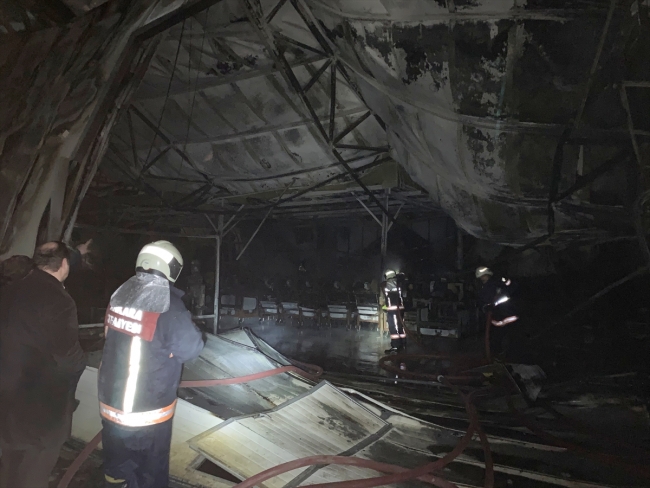 Ankara Akyurt’ta fabrikada çıkan yangın söndürüldü