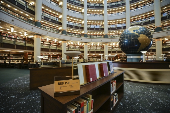 Türkiye'nin en büyük kütüphanesi perşembe günü açılacak