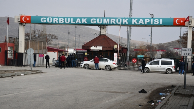 Türkiye-İran sınır kapıları kapatıldı
