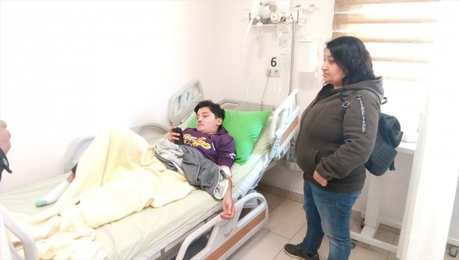 Mersin'de 17 öğrenci zehirlenme şüphesiyle hastaneye kaldırıldı