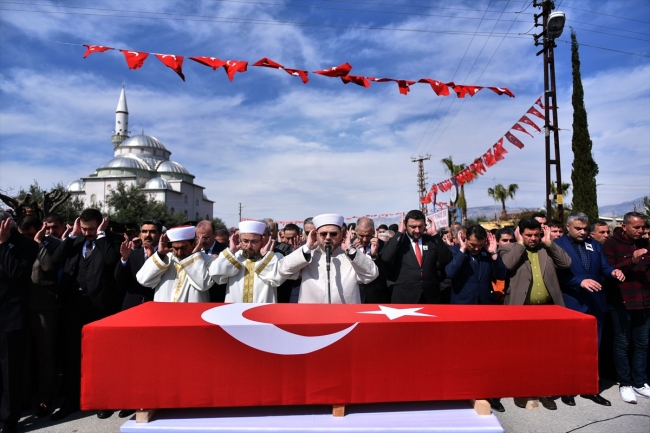 Şehit gümrük personeli Kavastan son yolculuğuna uğurlandı