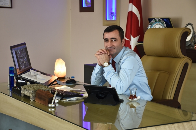 Ege'deki marketlerde ek önlem: Kasiyerler paravanla korunacak