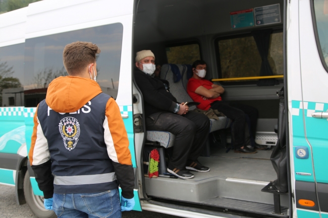 Manisa'da yolcu otobüslerine koronavirüs denetimi