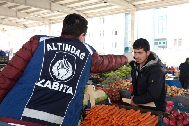 Ankara'da pazar yerlerinde yeni tedbirler uygulanmaya başlandı