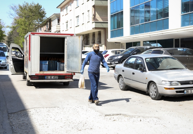 Ankara'da fırıncılar ekmek dağıtımına başladı