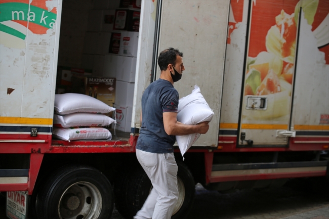 1 Mayıs'ı çalışarak geçiriyorlar