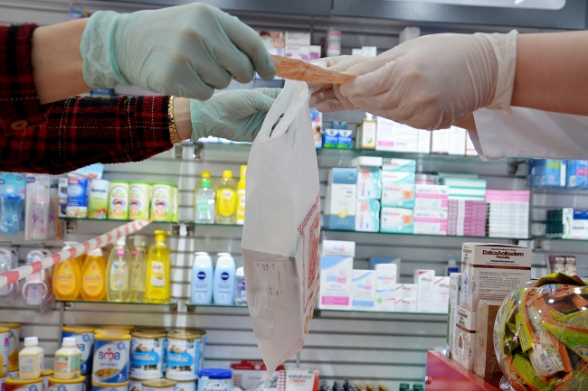 İstanbul'da ücretli maske satışı dönemi başladı