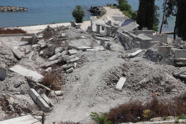 Ordu'da deniz kenarındaki kaçak yapılar yıkıldı
