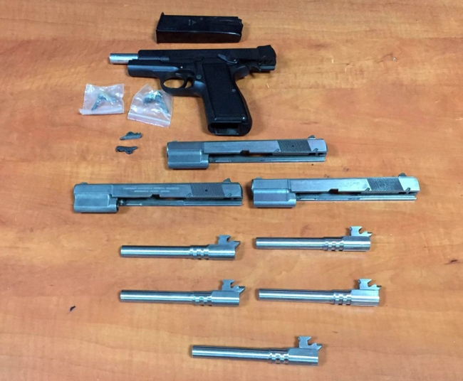 Mersin'de yasa dışı silah ticareti operasyonu: 13 gözaltı