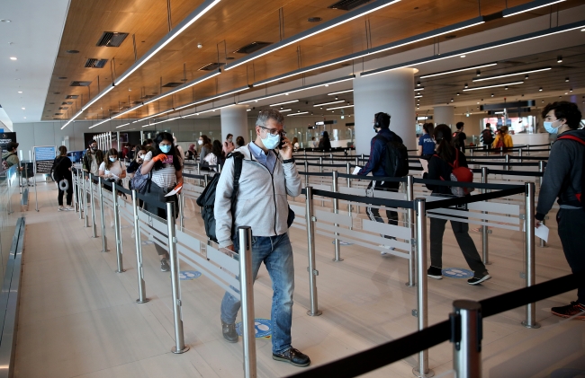 Kanada'daki 301 Türk vatandaşı yurda getirildi