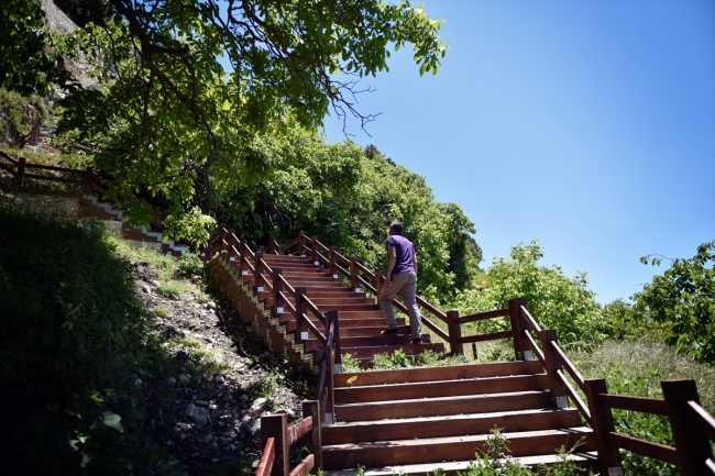 Restore edilen Namrun Kalesi ziyaretçilerini bekliyor
