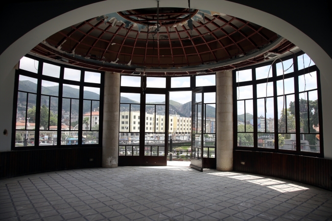 Hatay'da tarihi Meclis binasında restorasyon çalışmaları başladı
