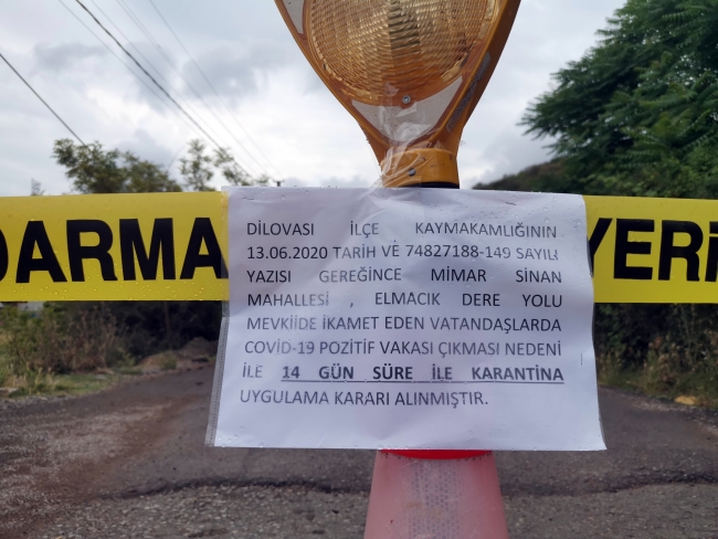 Kocaeli'de bir sokak karantinaya alındı