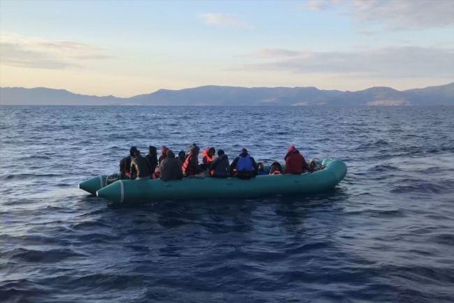Çanakkale açıklarında 125 sığınmacı kurtarıldı