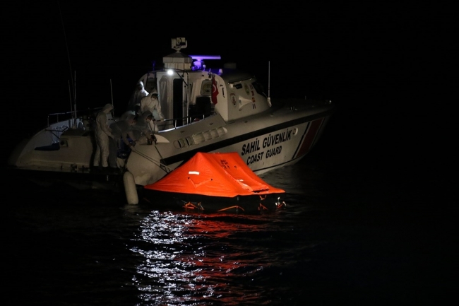 Çanakkale açıklarında 125 sığınmacı kurtarıldı