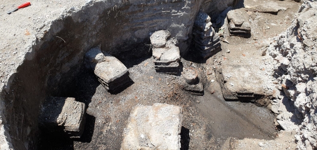Bursa'da inşaat kazısı sırasında tarihi hamam bulundu