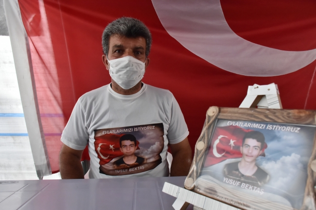 Diyarbakır'da evlat nöbetindeki 'babalar'ın hüzünlü günü