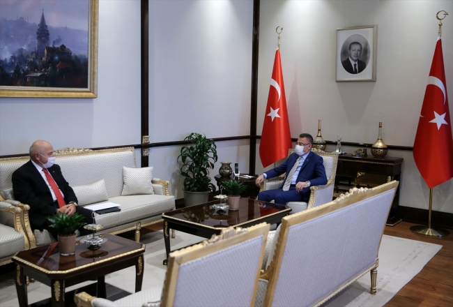 Cumhurbaşkanı Yardımcısı Oktay, TFF Başkanı Özdemir'i kabul etti