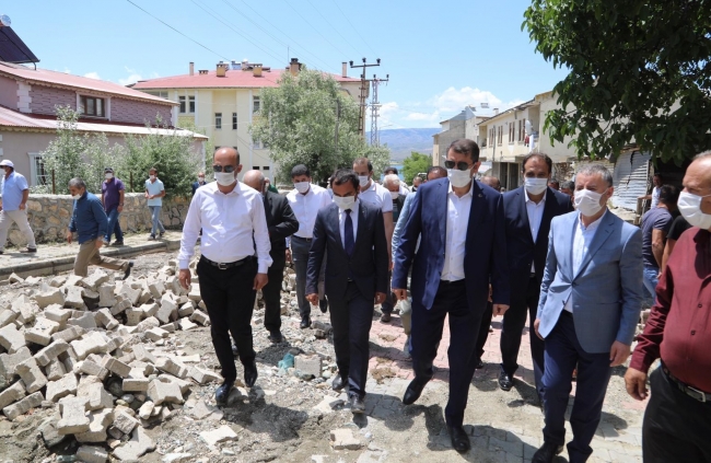 Sivas'ta selden zarar gören ilçede hasar tespit çalışmasına başlandı