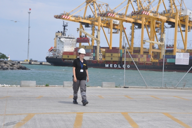 Beyrut'ta mahsur kalan öğrenci Türkiye'ye getirildi