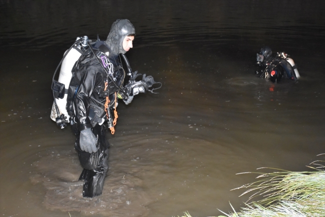 Kars Çayı'nda kaybolan 2 çocuk aranıyor