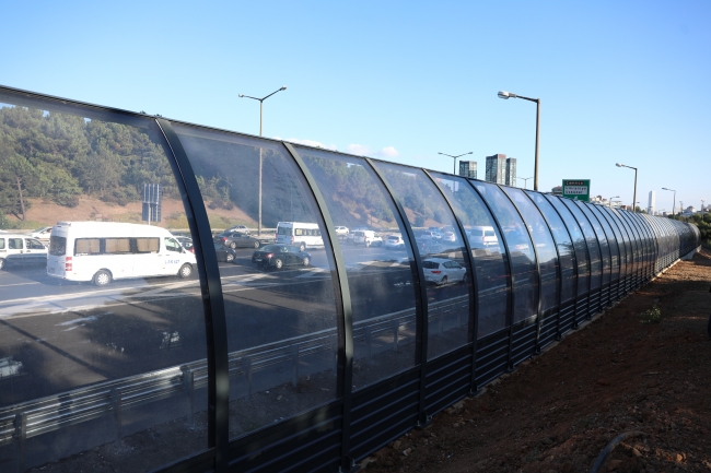 Bakan Kurum, gürültü kirliliğini engelleyen bariyerleri inceledi