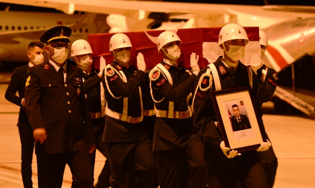 Şehit Kıran'ın cenazesi memleketi Çanakkale'ye getirildi