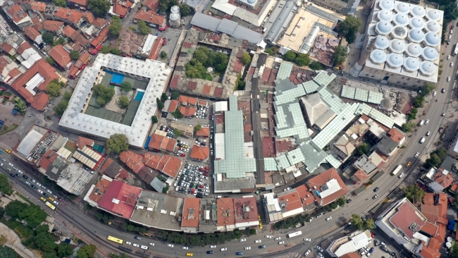 Bursa'da Tarihi Çarşı ve Hanlar Bölgesi silüetini bozan yapılardan temizlenecek