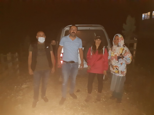 Yaylada kaybolan 2 kadını off-road ekibi buldu