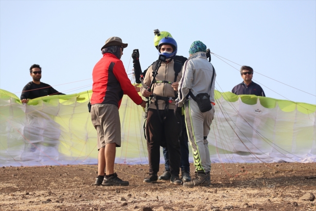 Görme engelli gencin yamaç paraşütü hayali gerçekleşti