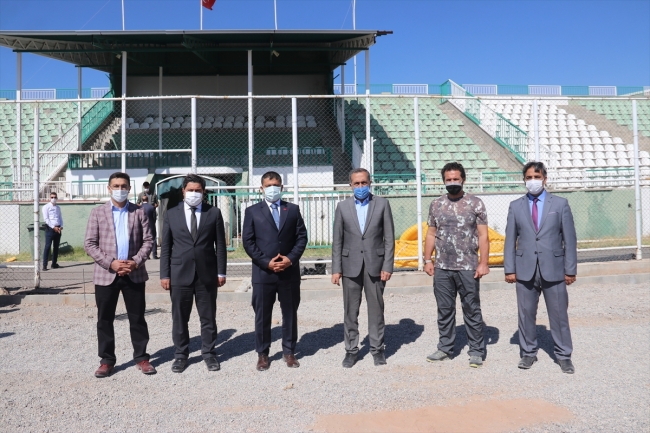 Van'da 4 stadın zemini yenileniyor