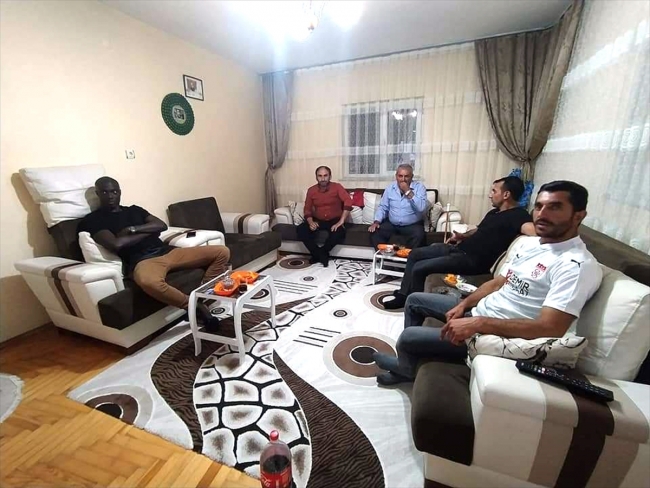 Sivassporlu Samassa bir gününü köyde geçirdi