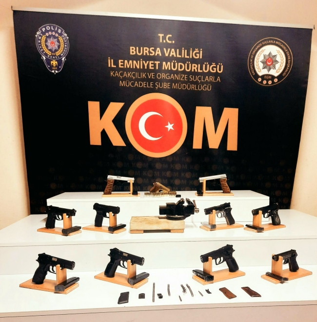 Bursa merkezli 4 ilde silah kaçakçılığı operasyonu: 21 gözaltı