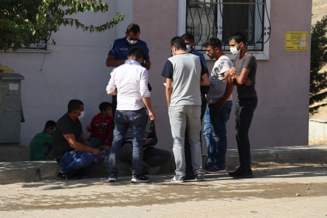 Evde yalnız bırakılan 8 aylık Hira Nur yangın kurbanı oldu