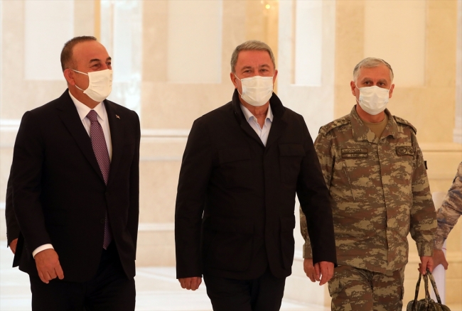 Azerbaycan Cumhurbaşkanı Aliyev, Çavuşoğlu ve Akar'ı kabul etti