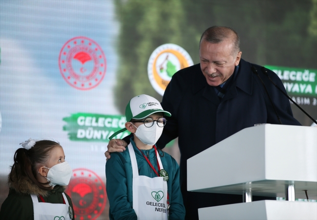 Cumhurbaşkanı Erdoğan: Bizi eleştirenler PKK'lıların yaktıkları ormanlardan hiç bahsetmiyor