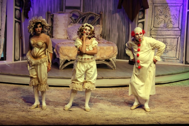 Samsun'da 'Doktor Mucize' komik operası sahnelendi