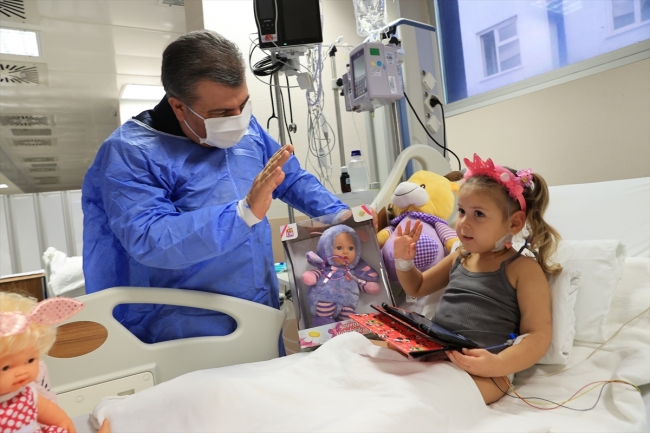 Mucize çocuklar depremin acılarını hafifletti